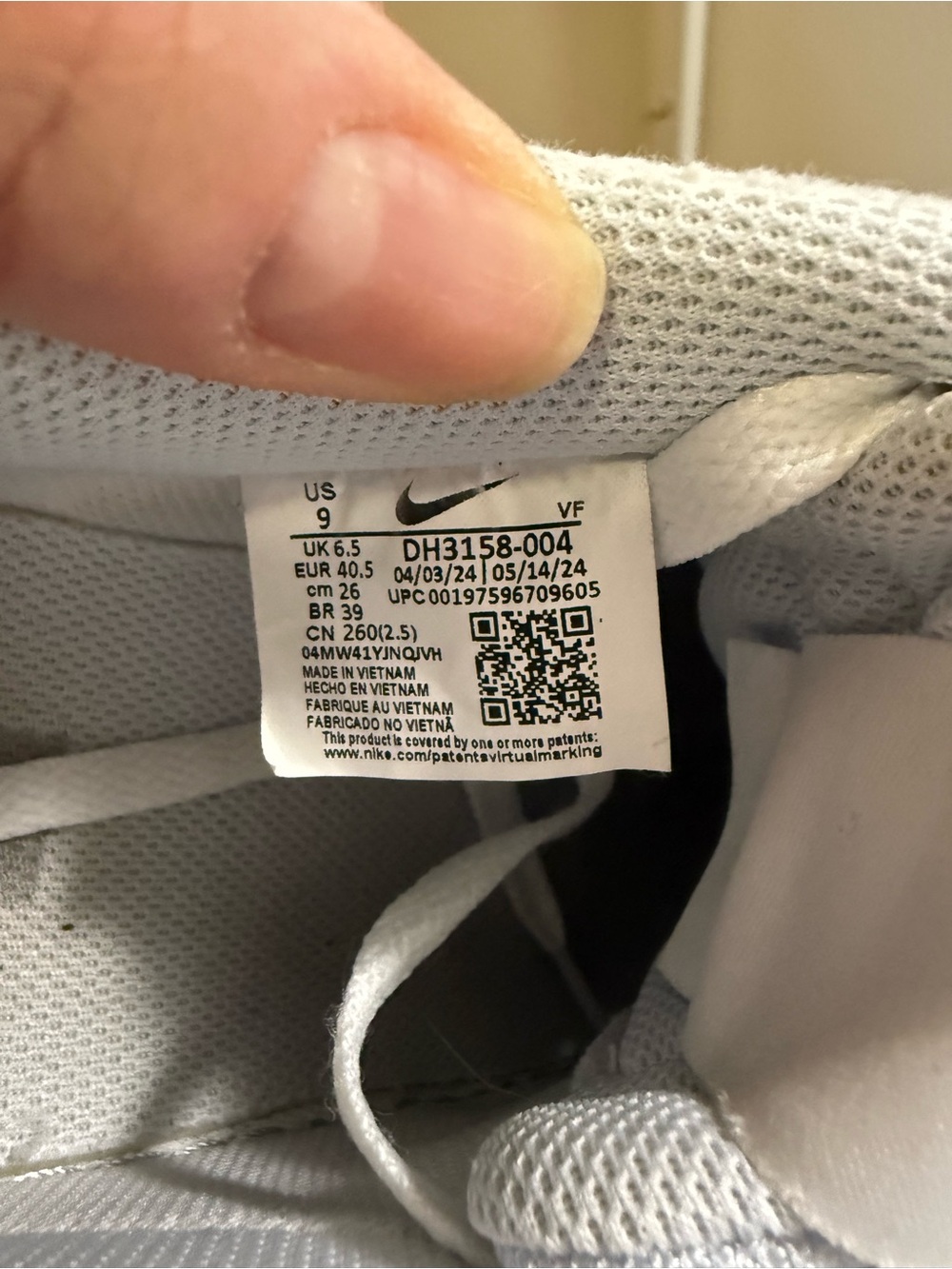 Nike Women’s Court Vision Low Sneakers - Picture 13 of 14